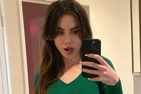 mckayla maroney cameltoe|Olympic Hero McKayla Maroney Poses For A Braless Teaser On .